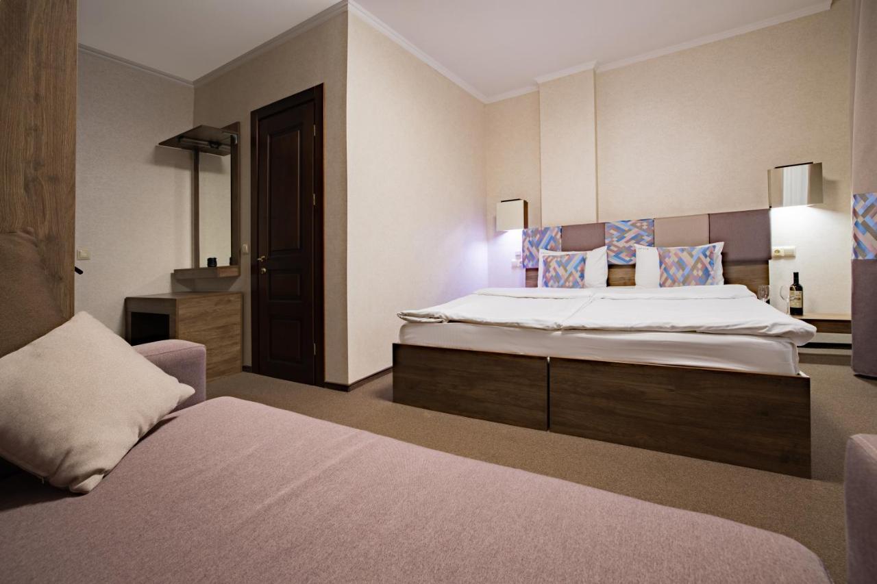 Private Rooms In Hotel Lift 1R Bukovel Luaran gambar