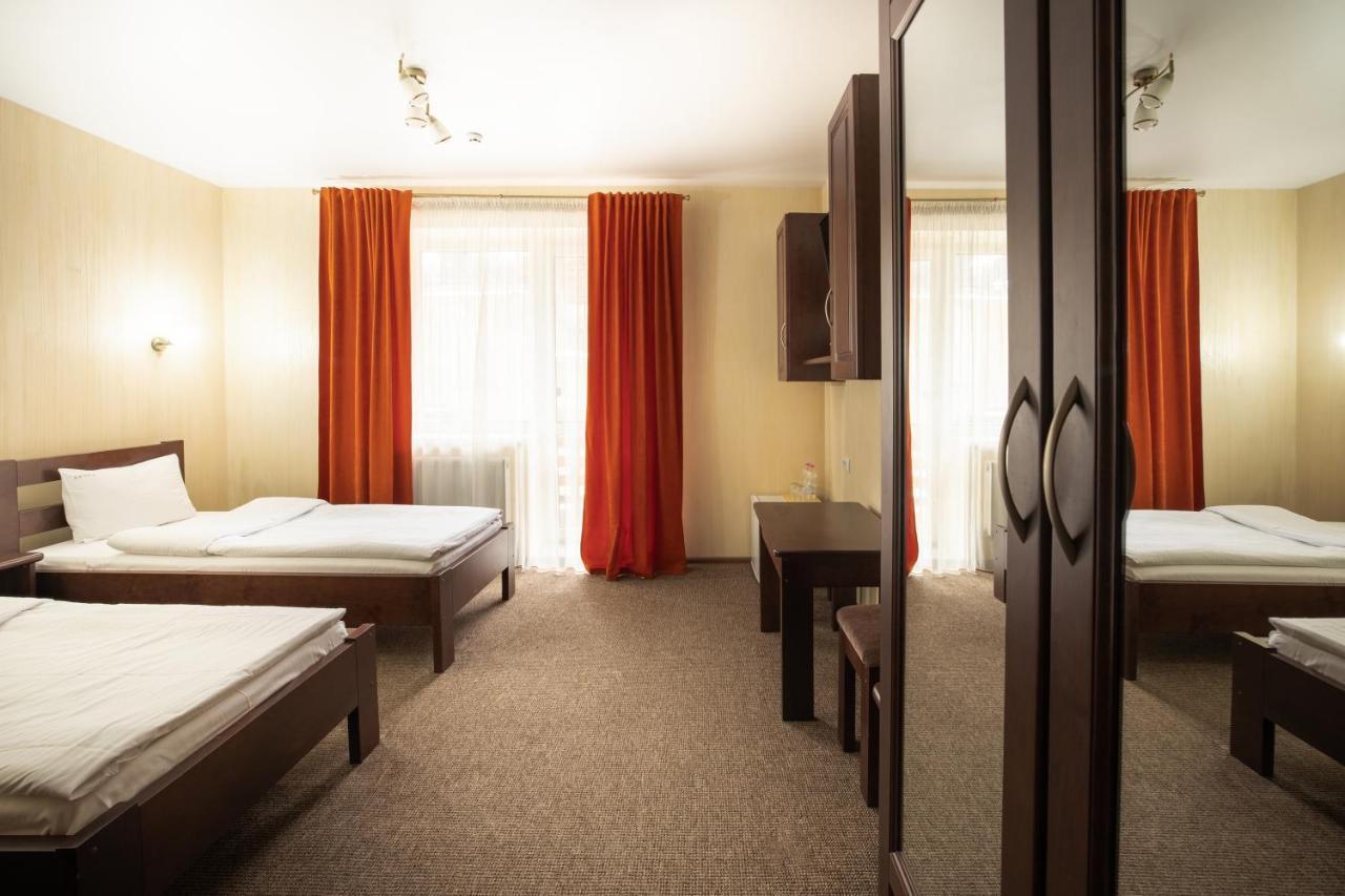 Private Rooms In Hotel Lift 1R Bukovel Luaran gambar